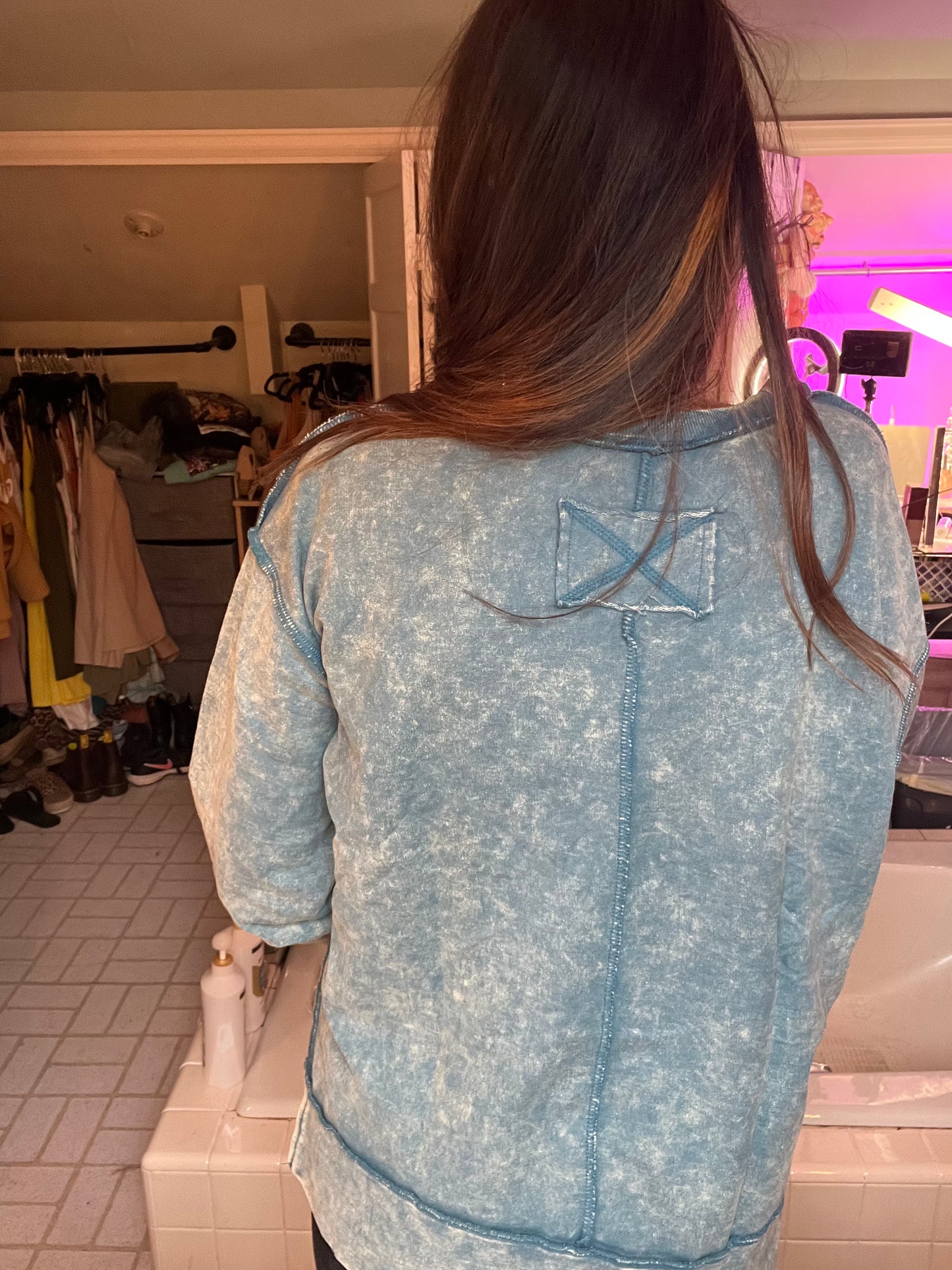 Exposed seam acid wash Sweatshirt
